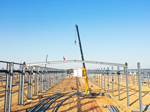  河南礦山｜智能產(chǎn)業(yè)園6號(hào)車(chē)間今日上梁大吉！